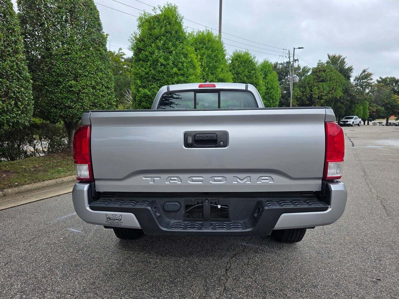 Used 2016 Toyota Tacoma SR w/ SR Convenience Package RWD image 4