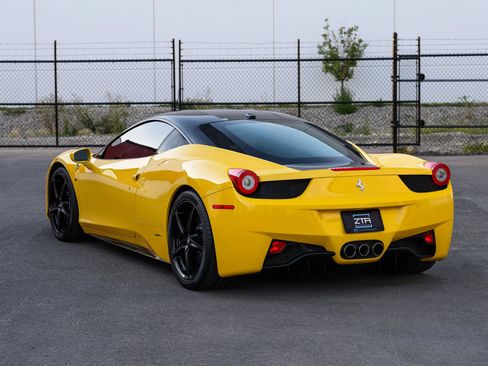 Used 2010 Ferrari 458 Italia Coupe RWD image 13