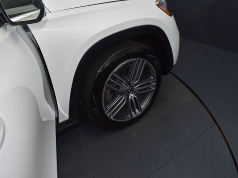 Used 2025 Mercedes-Benz GLS 450 GLS 450 image 19