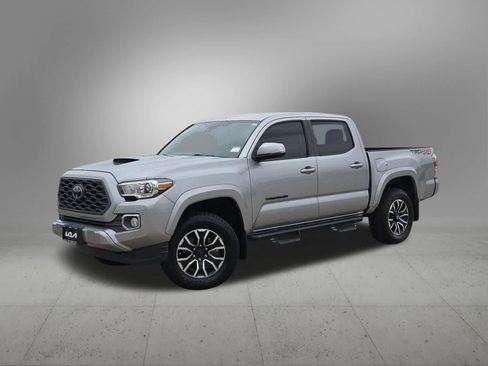 Used 2020 Toyota Tacoma TRD Sport w/ Technology Package AWD/4WD image 1
