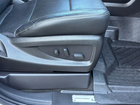 Used 2018 Chevrolet Tahoe Premier image 29