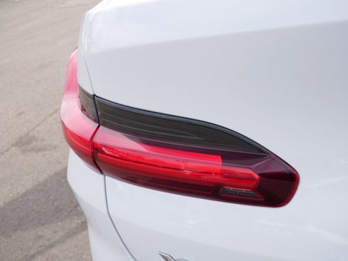 Used 2023 BMW X4 xDrive30i w/ Convenience Package image 19