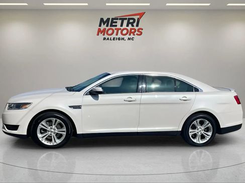 Used 2015 Ford Taurus SEL w/ Equipment Group 201A image 16