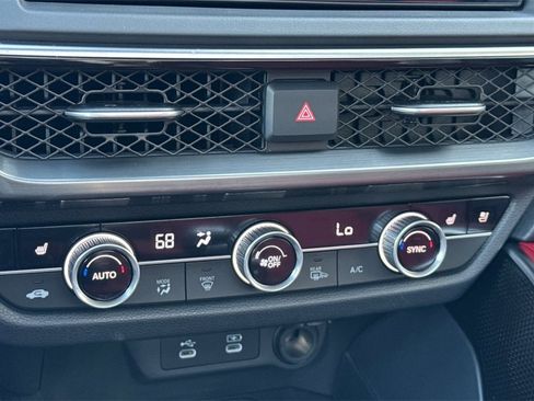 Certified 2025 Acura ADX A-Spec image 25