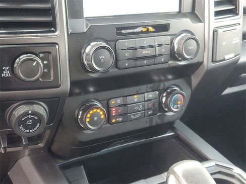 Used 2020 Ford F150 XLT w/ Equipment Group 302A Luxury image 21