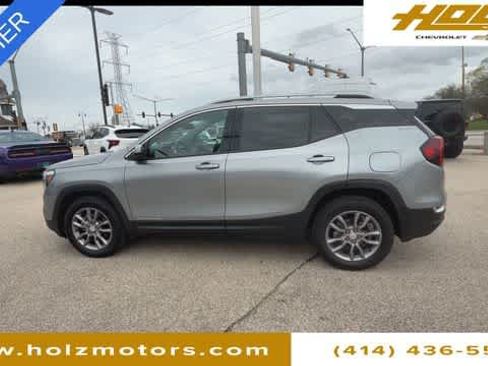 Certified 2024 GMC Terrain SLT AWD/4WD image 5