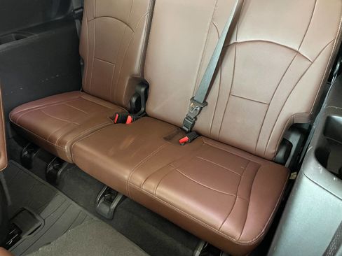 Used 2018 Buick Enclave Avenir w/ Avenir Technology Package image 21