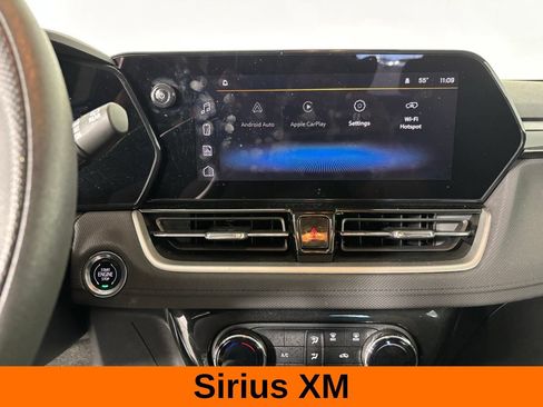Used 2025 Chevrolet TrailBlazer LT AWD/4WD image 10