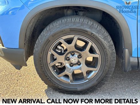 Used 2025 Honda Pilot TrailSport image 7