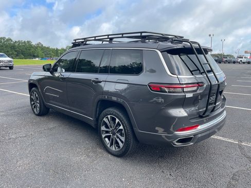Used 2023 Jeep Grand Cherokee L Overland AWD/4WD image 14