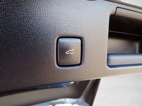 Used 2023 Ford Escape ST-Line w/ Tech Pack #1 image 9