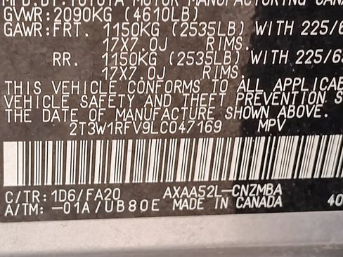 Used 2020 Toyota RAV4 XLE image 14