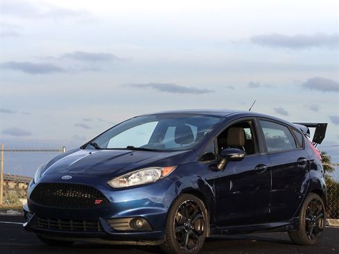 Used 2016 Ford Fiesta ST image 9