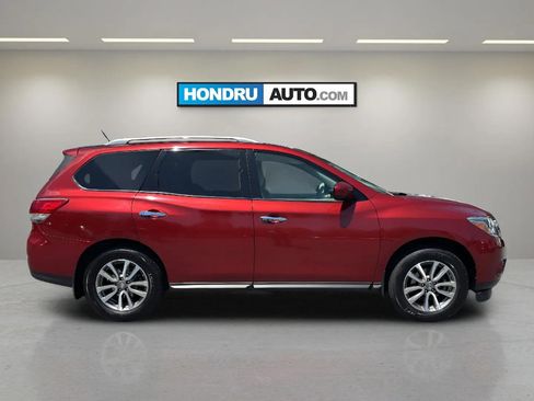 Used 2013 Nissan Pathfinder SV AWD/4WD image 6