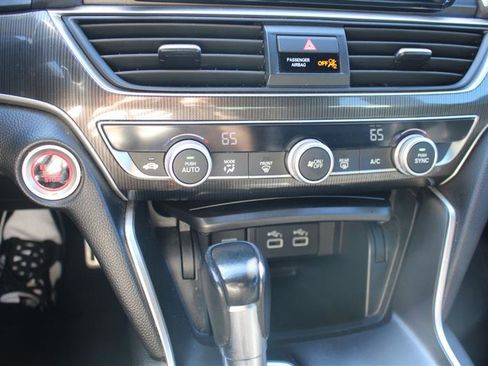 Used 2022 Honda Accord Sport image 17