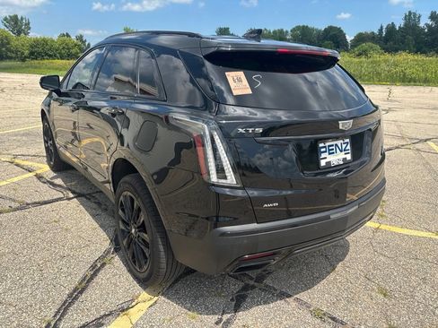 Used 2022 Cadillac XT5 Sportv w/ LPO, ONYX Package AWD/4WD image 6