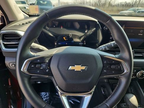 Certified 2024 Chevrolet TrailBlazer LT w/ LT Cold Weather Package FWD image 18