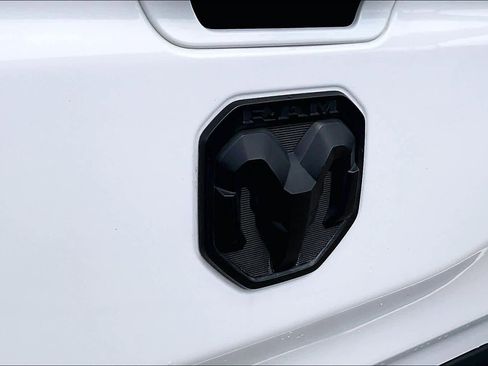 Used 2022 RAM 1500 Big Horn RWD image 30