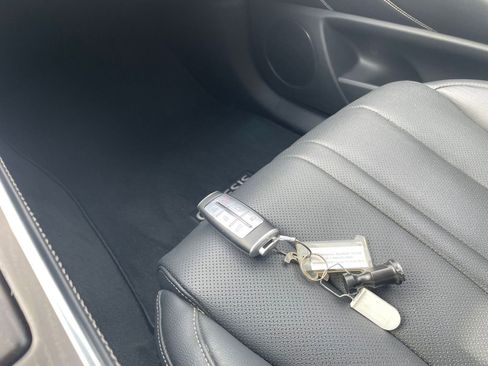 Used 2024 Genesis GV80 2.5T image 32