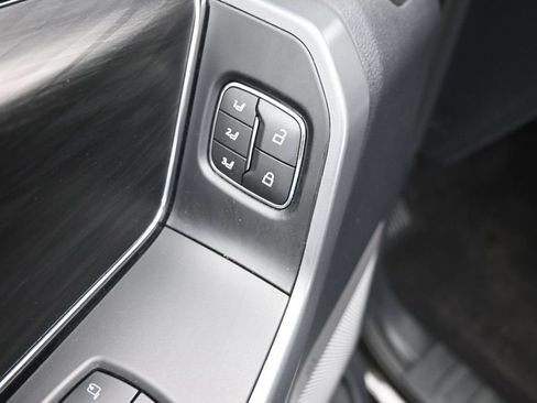 Used 2024 Ford F150 Lariat w/ Tow/Haul Package AWD/4WD image 17