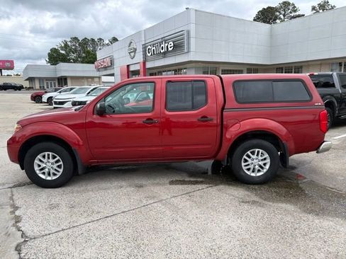 Used 2018 Nissan Frontier SV w/ Value Truck Package AWD/4WD image 1