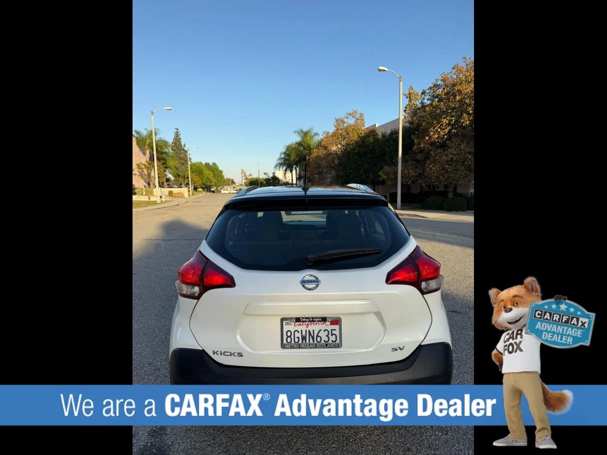 Used 2018 Nissan Kicks SV FWD image 12