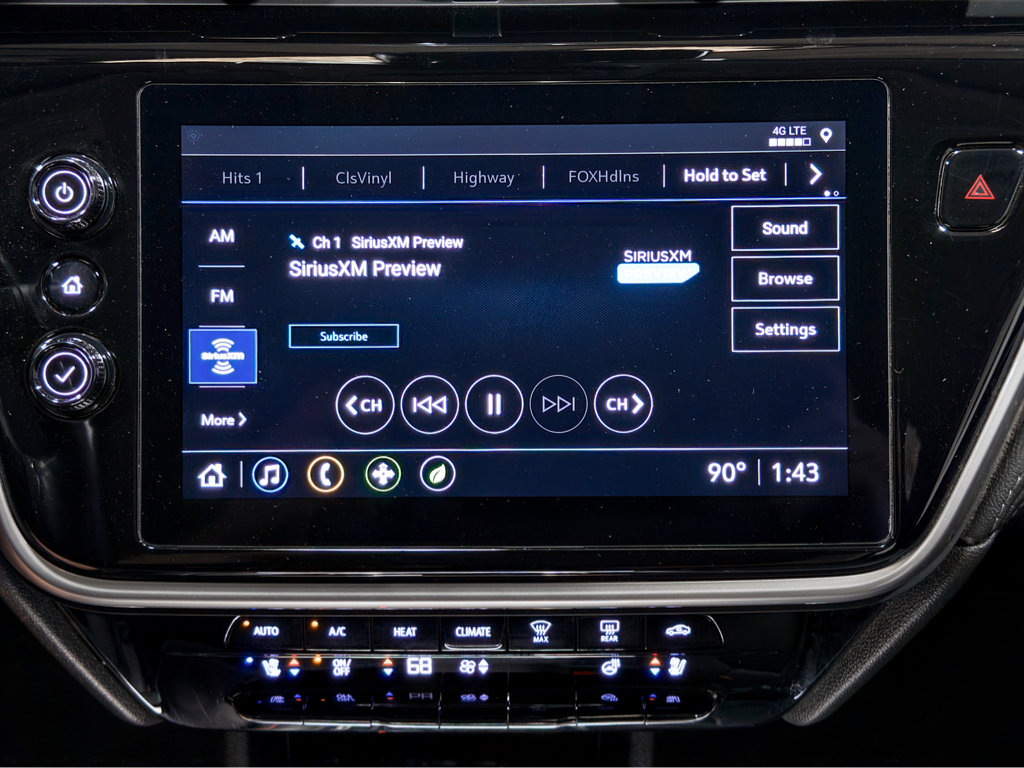 Used 2023 Chevrolet Bolt EUV LT w/ Convenience Package FWD image 11
