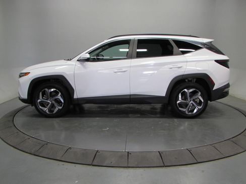 Used 2023 Hyundai Tucson SEL w/ Convenience Package AWD/4WD image 4