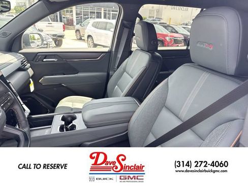New 2026 GMC Acadia AT4 w/ Luxury Package AWD/4WD image 11