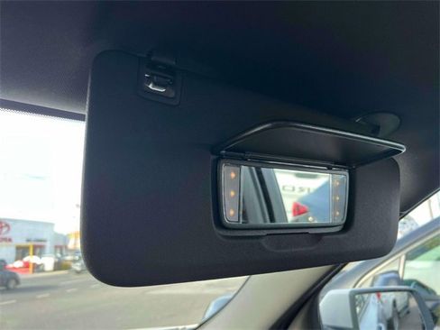 Certified 2023 Chevrolet Traverse RS image 35