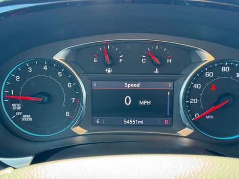 Certified 2023 Chevrolet Traverse LT FWD image 23