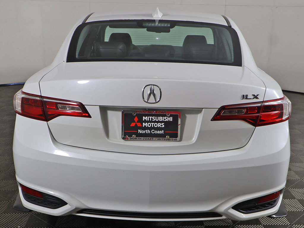 Used 2016 Acura ILX FWD image 11
