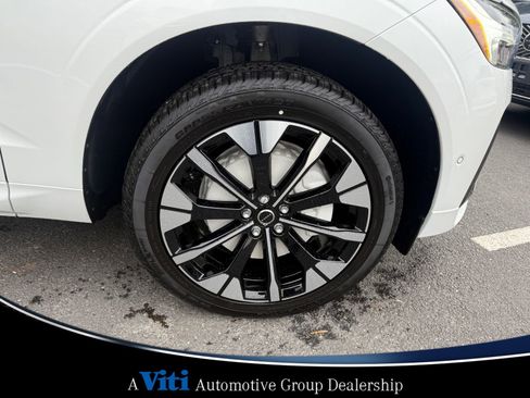 Used 2026 Volvo XC60 B5 Plus w/ Protection Package Premier image 10