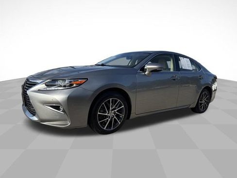 Used 2016 Lexus ES 350 w/ Luxury Package w/Wood Trim FWD image 1