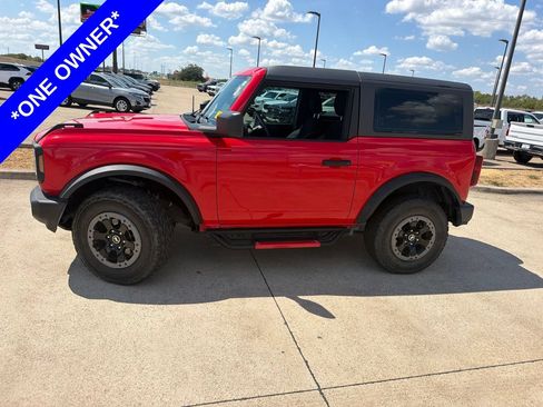 Used 2022 Ford Bronco 2-Door AWD/4WD image 2