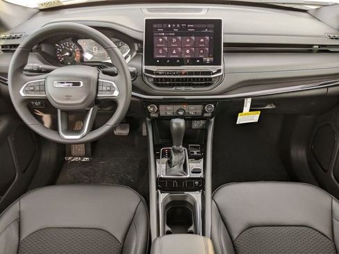 New 2026 Jeep Compass Latitude AWD/4WD image 10
