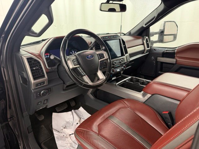 Used 2022 Ford F250 Platinum w/ FX4 Off-Road Package AWD/4WD image 12