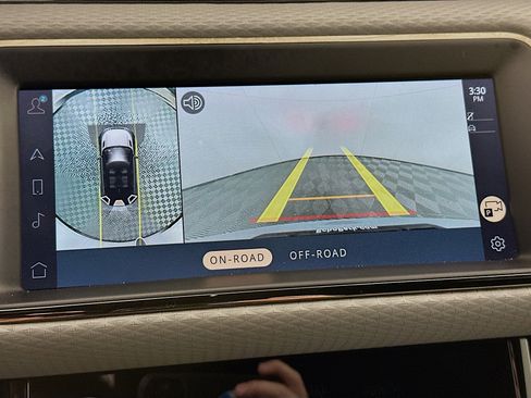 Used 2021 Land Rover Range Rover Evoque R-Dynamic S image 23