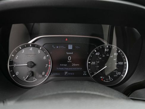 Used 2021 Nissan Titan Platinum Reserve w/ Moonroof Package image 27