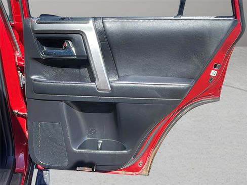 Used 2022 Toyota 4Runner SR5 Premium w/ Moonroof Package image 15