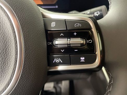 New 2026 Kia Carnival EX image 25