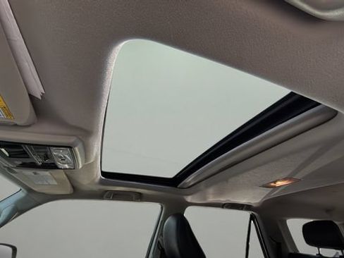 Used 2022 Toyota 4Runner Limited RWD image 19