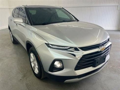 Used 2019 Chevrolet Blazer LT image 3