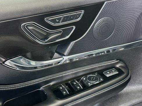 Used 2024 Lincoln Corsair Reserve w/ Equipment Group 201A image 15