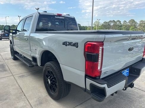 Used 2025 Ford F350 Lariat w/ Lariat Ultimate Package AWD/4WD image 5
