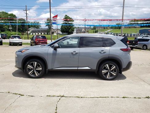 Used 2021 Nissan Rogue Platinum AWD/4WD image 6