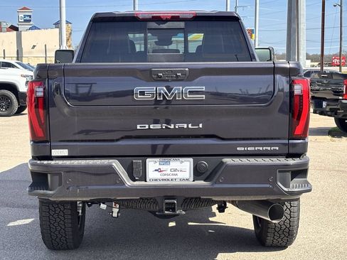 New 2026 GMC Sierra 2500 Denali Ultimate AWD/4WD image 7