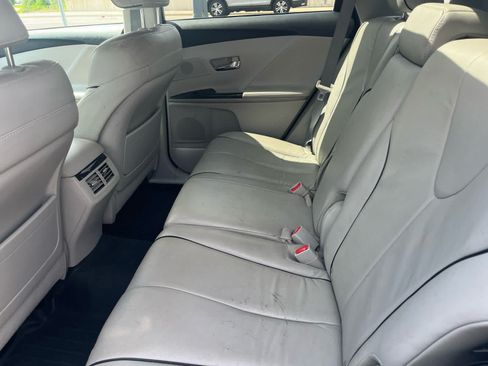 Used 2013 Toyota Venza Limited AWD/4WD image 8