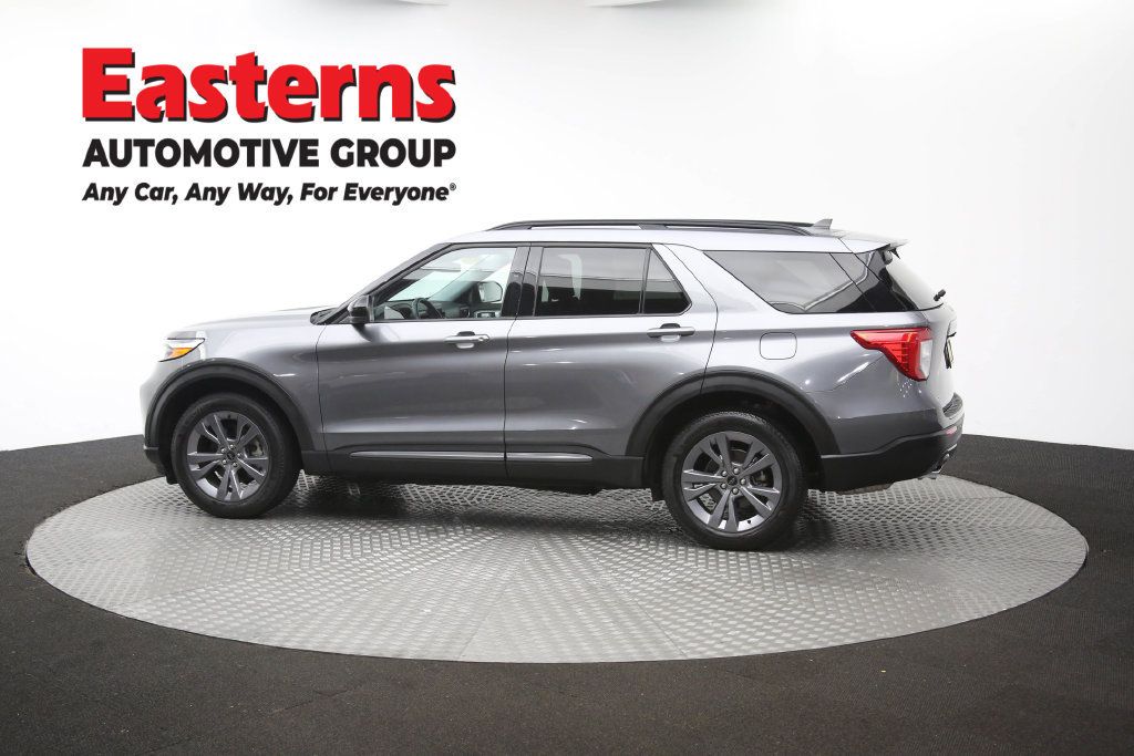 Used 2022 Ford Explorer XLT w/ Equipment Group 202A AWD/4WD image 66