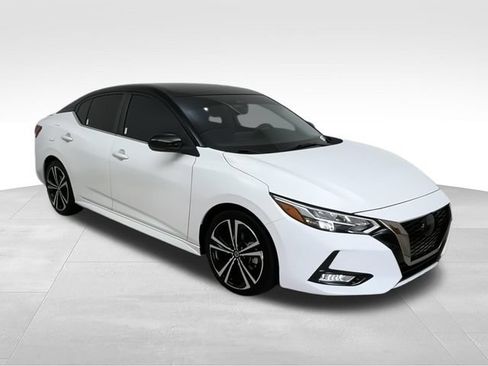 Used 2021 Nissan Sentra SR FWD image 3